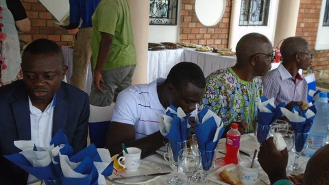 Elɛ́gle ɓacɛn máhá 5