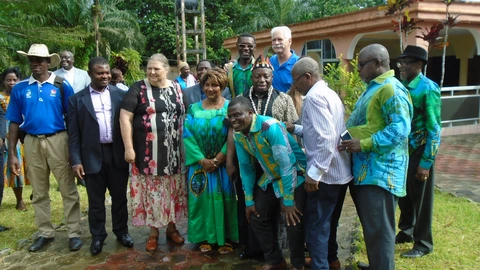 Elɛ́gle ɓacɛn máhá 18